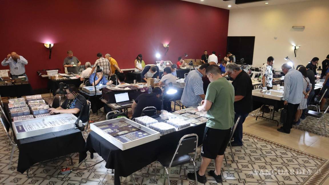 $!Coleccionistas de monedas nacionales y extranjeros se dieron cita en Saltillo.