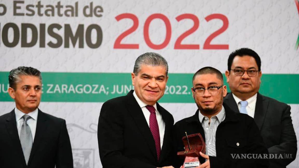 Entrega Miguel Riquelme el Premio Estatal de Periodismo; 3 comunicadores de Vanguardia resultaron ganadores