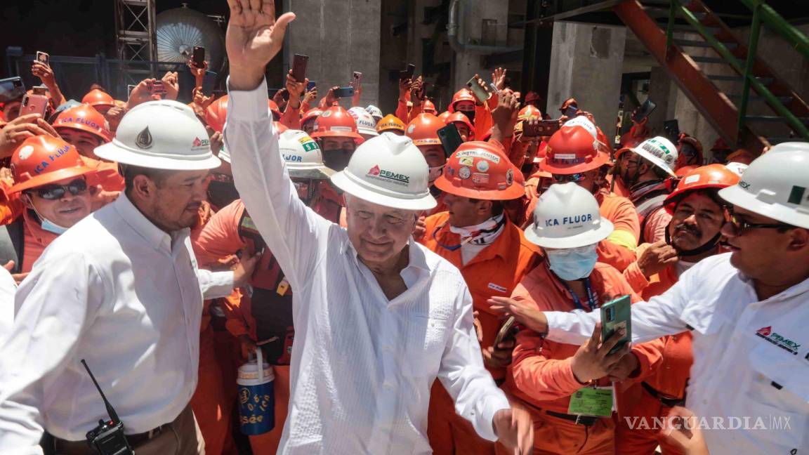 $!Andrés Manuel López Obrador inauguración la Refinería Olmeca aunque no estaba concluida.