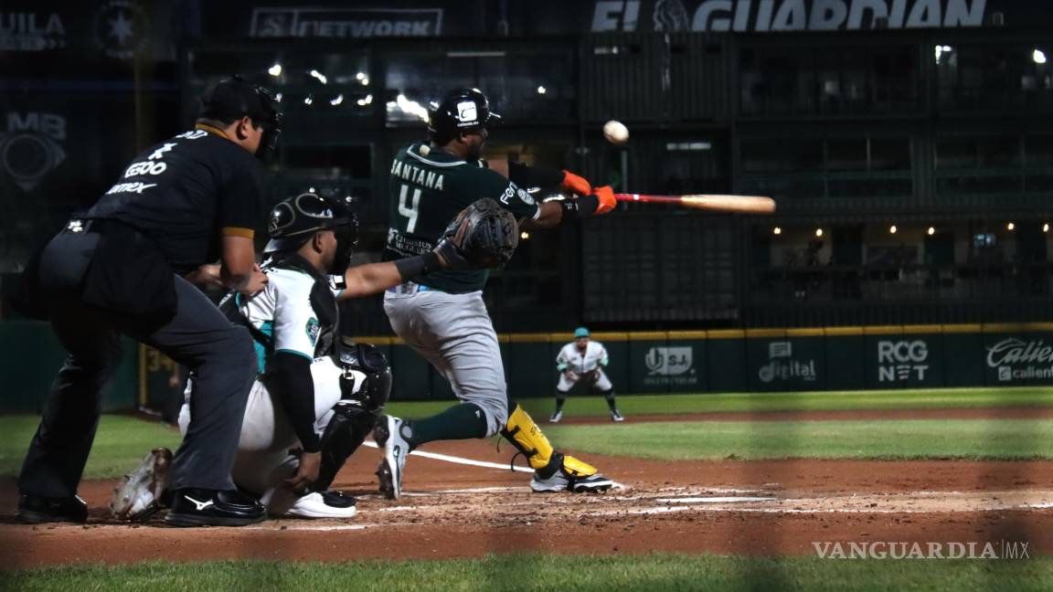 $!El ataque de los Pericos fue superior para una Nave Verde que no carburó al cierre del duelo.