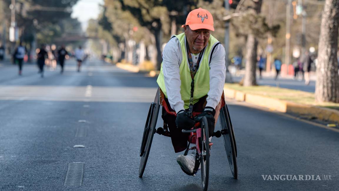 $!El DIF Saltillo, encabezado por Luly López Naranjo, organizó actividades inclusivas como una lotería de lengua de señas y proporcionó información sobre los programas de apoyo para personas con discapacidad y sus familias.