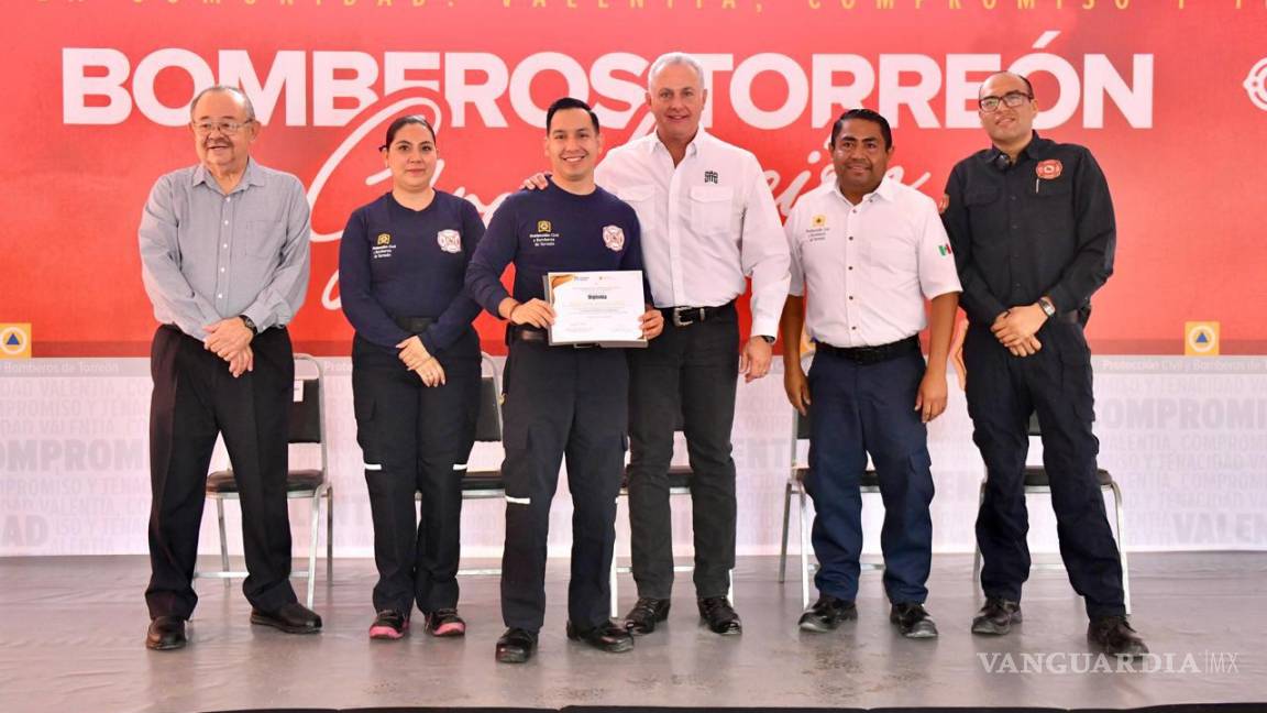 Reconoce Alcalde de Torreón a voluntarios graduados de las academias de Protección Civil