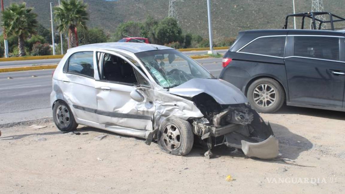 $!Los vehículos involucrados en el accidente fueron asegurados y trasladados a un corralón municipal.