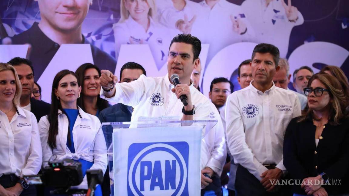 $!En su discurso inicial, el nuevo dirigente pidió disculpas “por los errores cometidos por su partido” y prometió “reconstruirlo”.