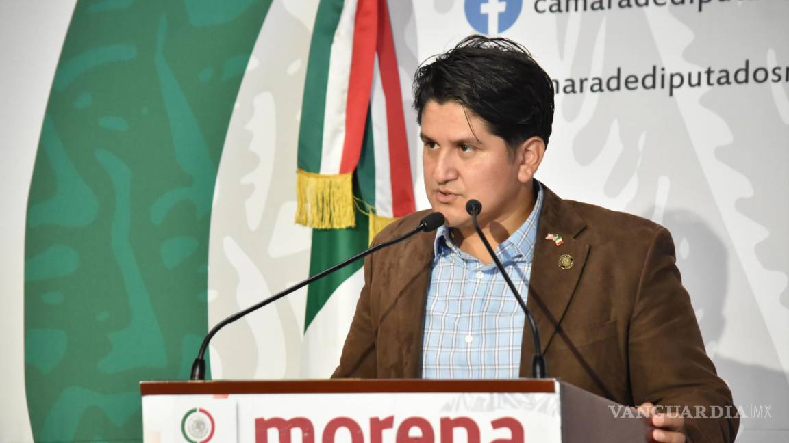 Diputado de Morena propone que migrantes puedan ser ediles y senadores
