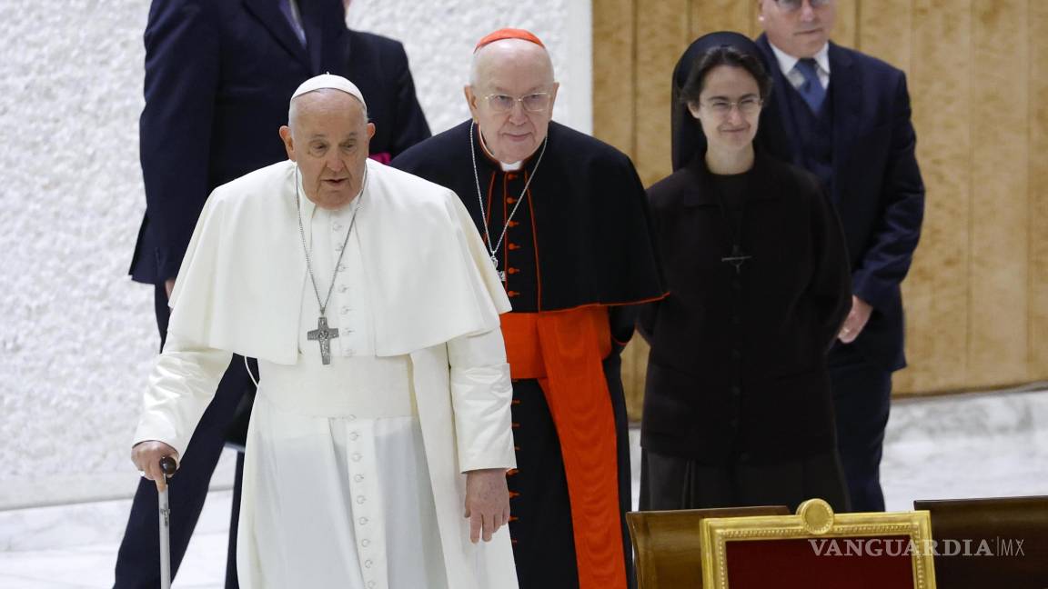 $!El papa Francisco, el cardenal Fernando Vergez y Raffaella Petrini, desde febrero de 2025 gobernadora del Estado de la Ciudad del Vaticano.