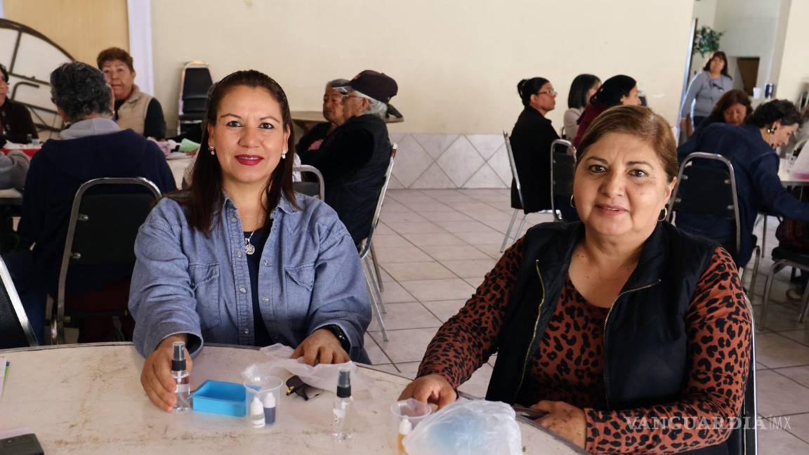 Impulsan el emprendimiento de mujeres con curso de jabones artesanales en Arteaga