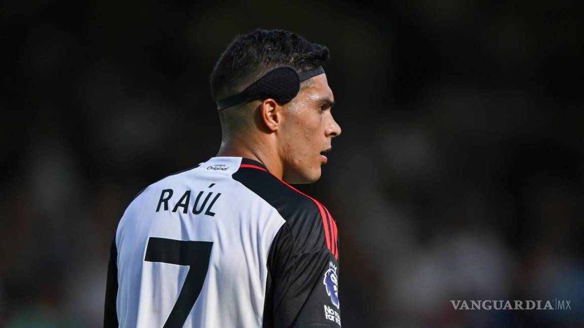 Pese a las críticas en México, Raúl Jiménez es defendido por el DT del Fulham