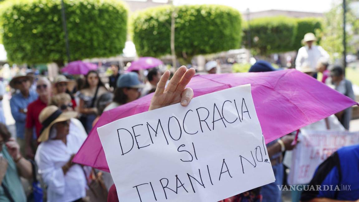 Morena: La responsabilidad de gobernar en soledad (sin contrapesos)