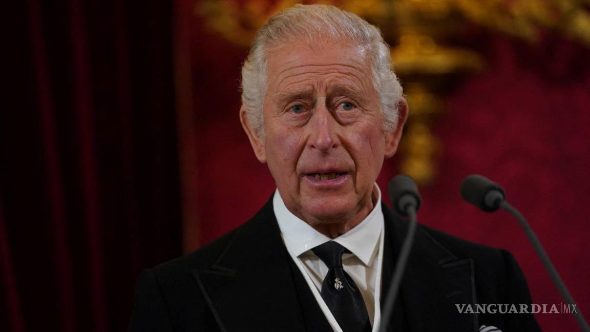 Carlos III no pagará impuestos por herencia multimillonaria de su madre Isabel II