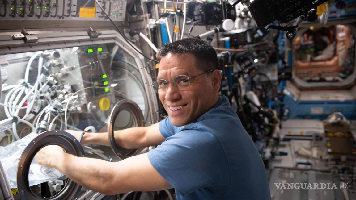 Conoce a Frank Rubio, el astronauta estadounidense de origen salvadoreño, que establece un nuevo récord de estadía en el espacio