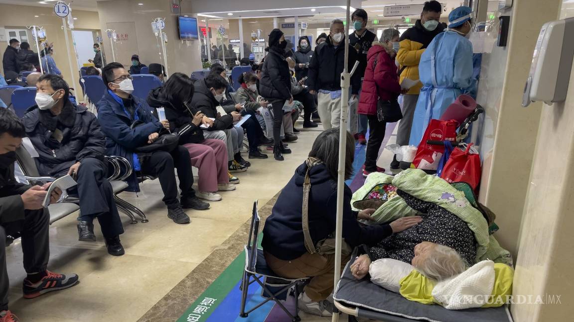 Satura COVID los hospitales de Pekín