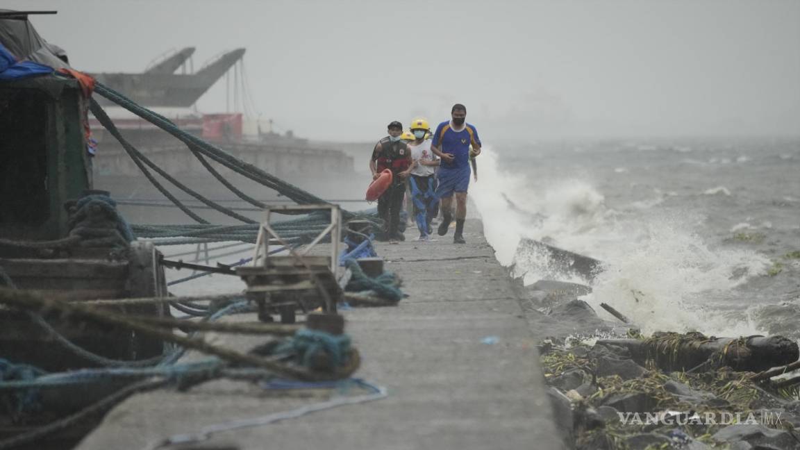 Obliga tifón búsqueda urgente de un refugio: Manila