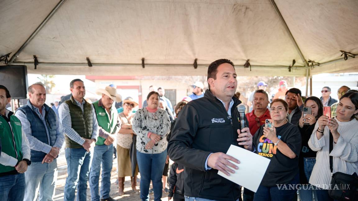 $!Funcionarios municipales y estatales acompañaron el arranque del proyecto, destacando la coordinación entre los niveles de gobierno para el desarrollo de Saltillo.
