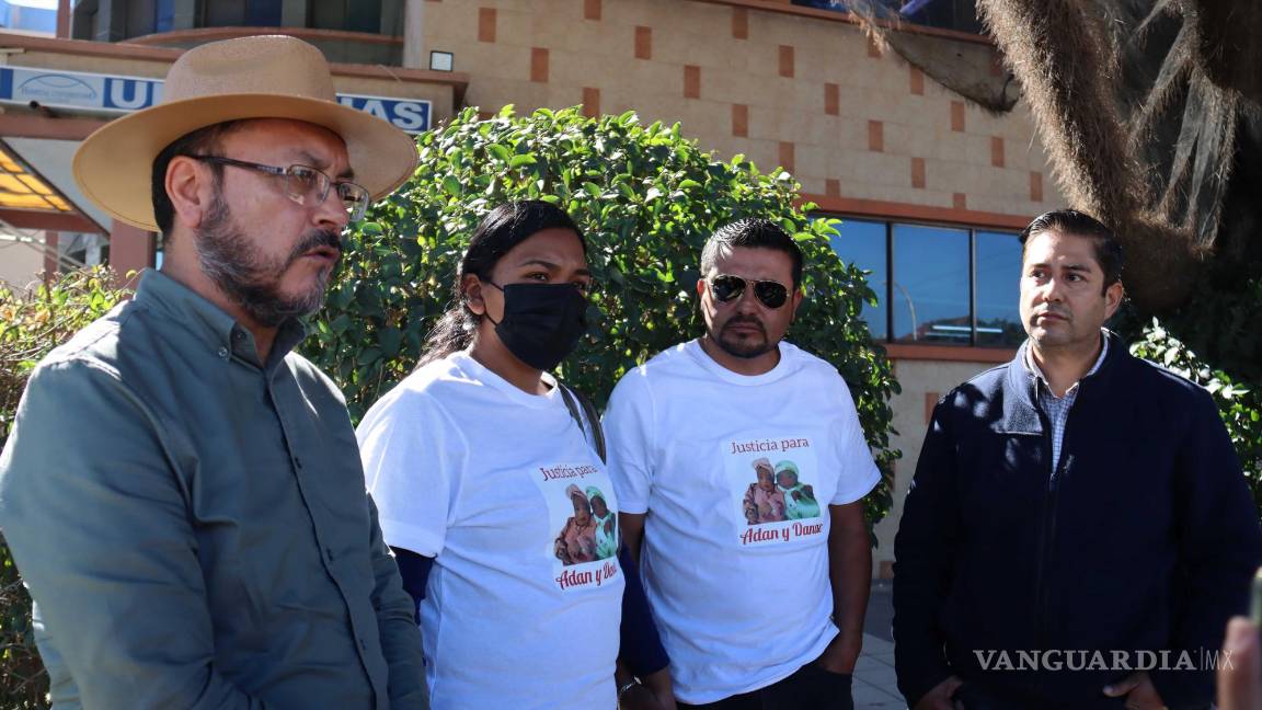 $!Maestros de la Coalición Magisterial, liderados por Gustavo García (izq.) han denunciado desde hace diez años anomalías en las clínicas del magisterio.