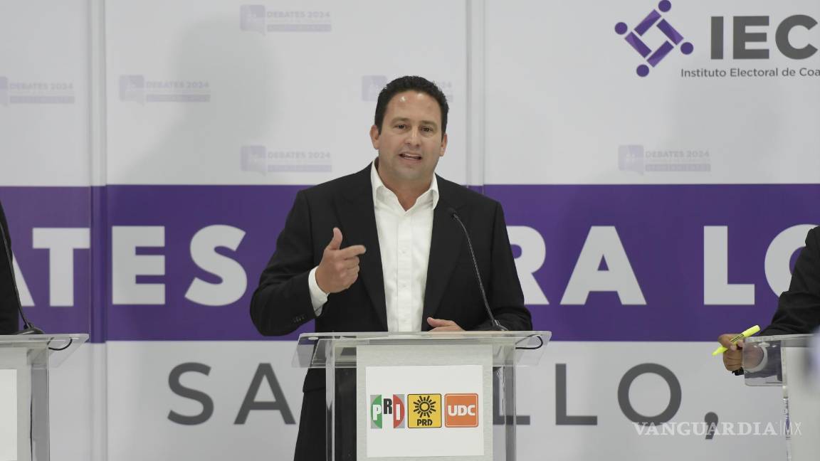 $!Javier Díaz, de la coalición PRI-PRD-UDC, sí reportó su declaración fiscal ante el SAT, reportando que pagó siete mil pesos.