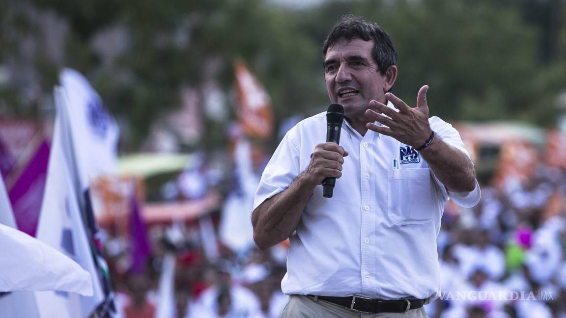 $!31/05/2016. Héctor Melesio Cuén Ojeda quien fuera candidato a gobernador del partido (PAS) y Movimiento Ciudadano en su cierre de campaña en Culiacán.