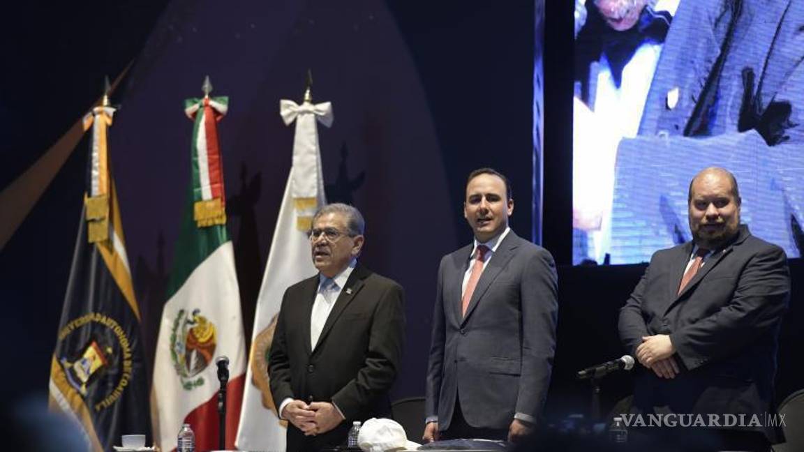 $!En un gesto de unidad, el gobernador y el rector coinciden en la necesidad de trabajar juntos para impulsar cambios significativos en el sistema educativo durante las primeras semanas del año.