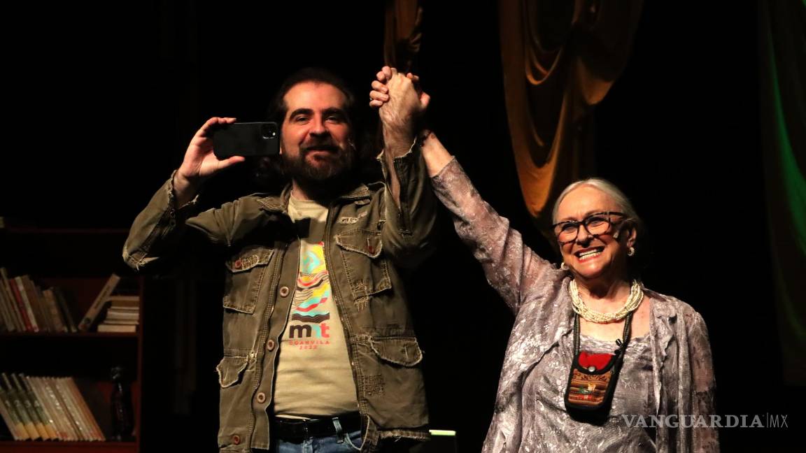 $!La dupla logró emocionar al público con sus actuaciones.