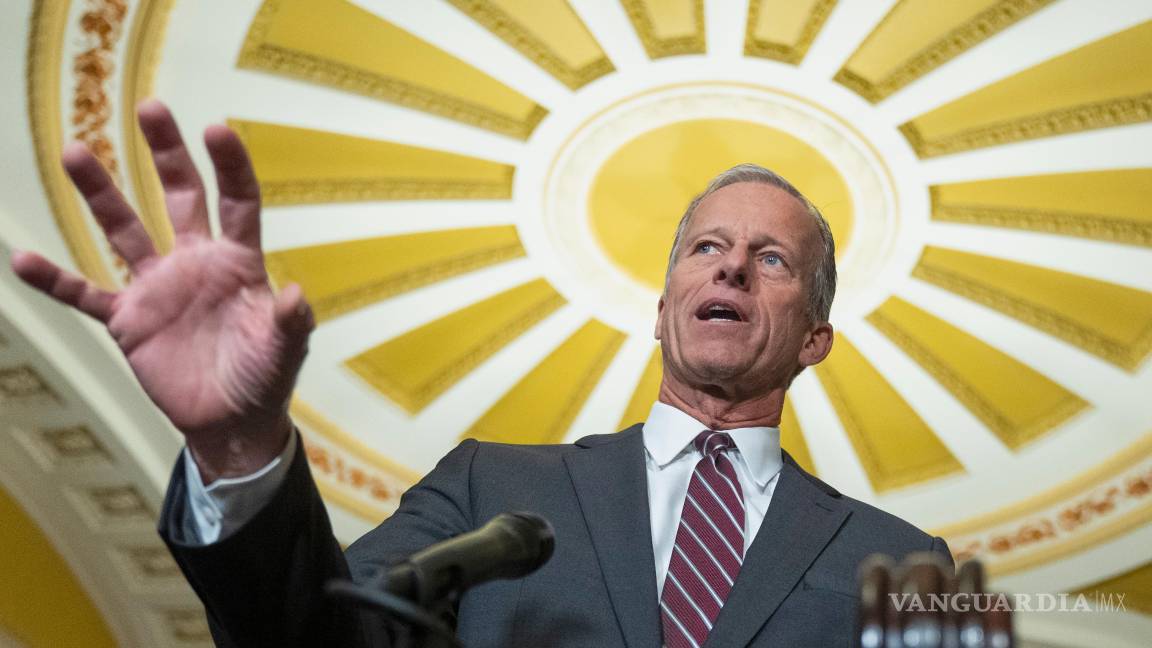 $!El líder de la mayoría del Senado, el republicano John Thune, en el Capitolio. Los senadores republicanos Ron Johnson y Rand Paul, espresarono su preocupación por el probable aumento del déficit.