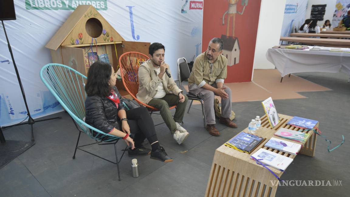 Poesía e imagen: Charlan en la FILC sobre ilustrar versos para la niñez