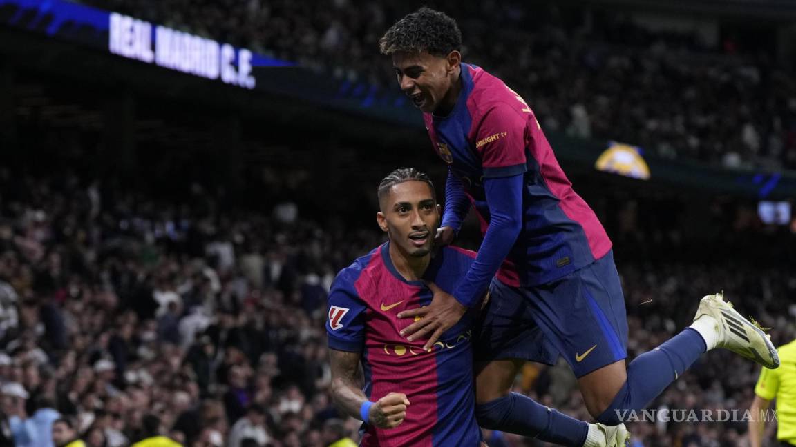 Detenidos tres aficionados por insultos racistas hacia Lamine Yamal y Raphinha durante el Clásico en el Bernabéu