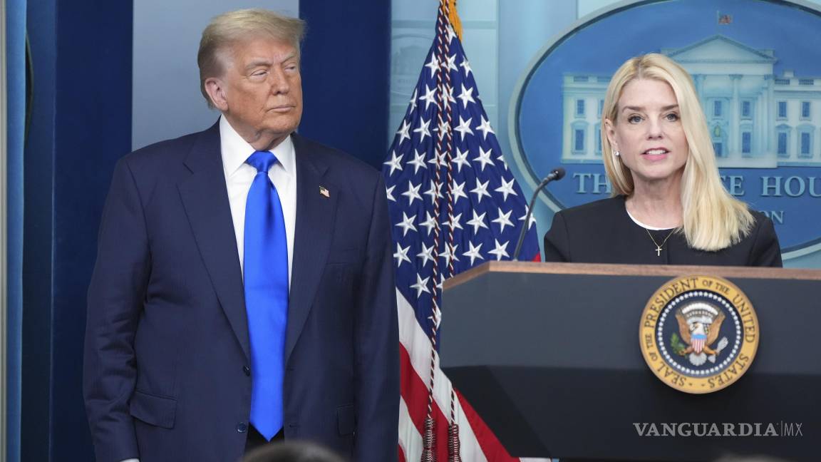 Rodea el misterio a los archivos de Epstein después de que Bondi afirmara tener ‘decenas de miles’ de videos