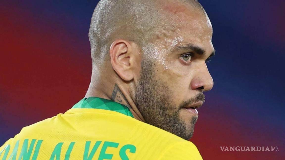 Dani Alves no pierde el tiempo; ‘arma’ su propia liga de fútbol en prisión