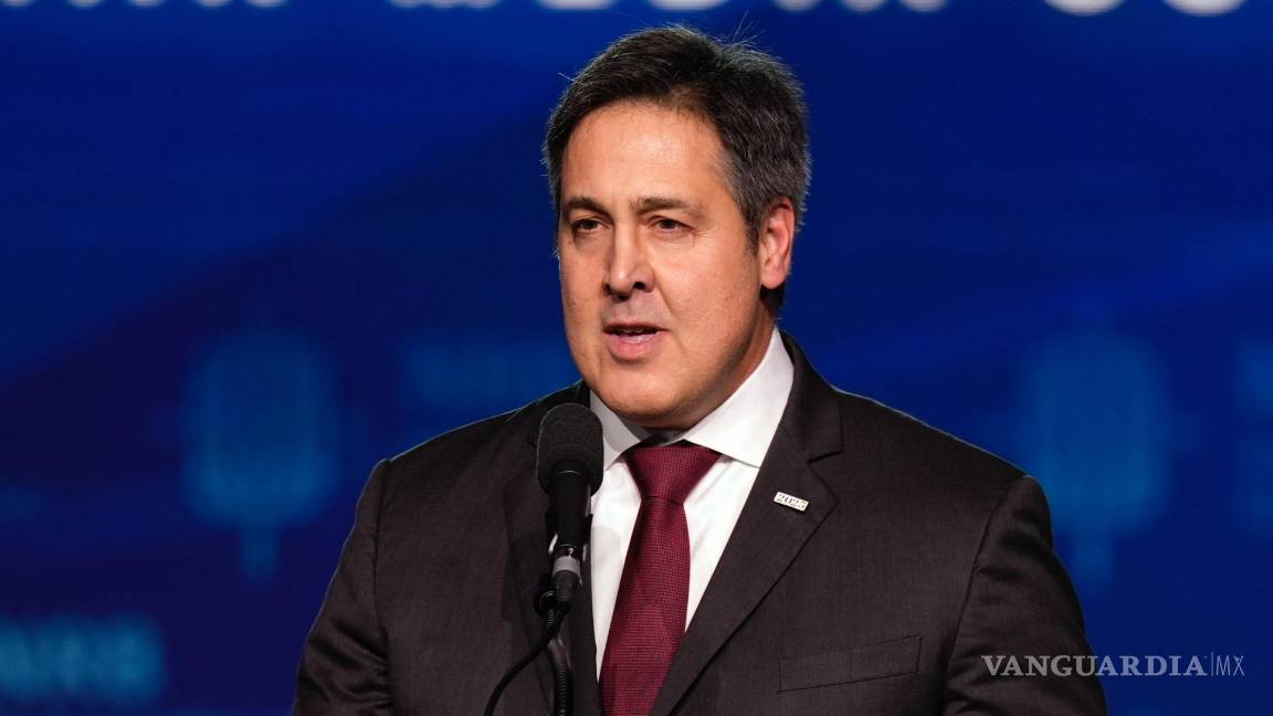 $!Paul Dans, director del Proyecto 2025 de la Heritage Foundation, habla en la convención Nacional de Radiodifusores Religiosos en Nashville, Tennessee.