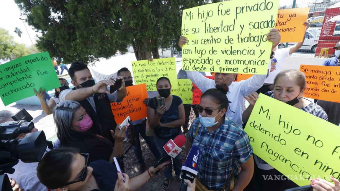 Familia de conserje denunciado por abuso en kínder de Ramos Arizpe señala anomalías en detención
