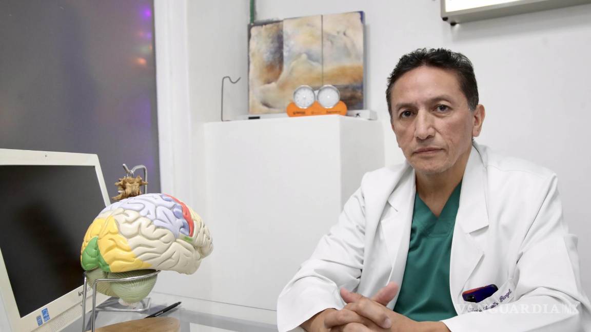 Meningitis es grave, pero no hay que caer en pánico, señala neurocirujano