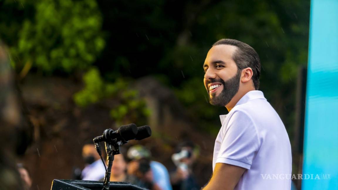 Procesan por desacato a tuitero que criticó al gobierno de Bukele en El Salvador