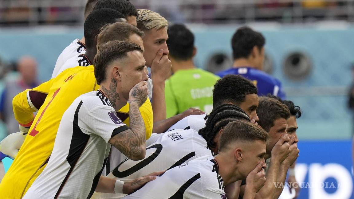 Futbolistas alemanes se tapan la boca en protesta contra Qatar y la FIFA en el Mundial