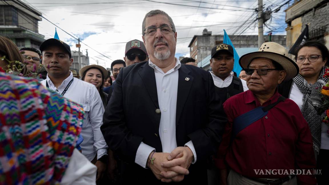 Denuncian ‘intento de golpe de Estado’ contra el presidente electo Bernardo Arévalo en Guatemala