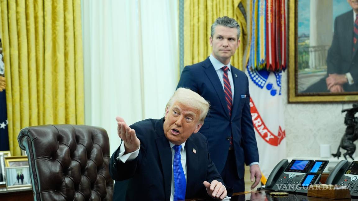 Ordena juez al Gobierno de Trump conservar los mensajes del chat en Signal del ataque al Yemen