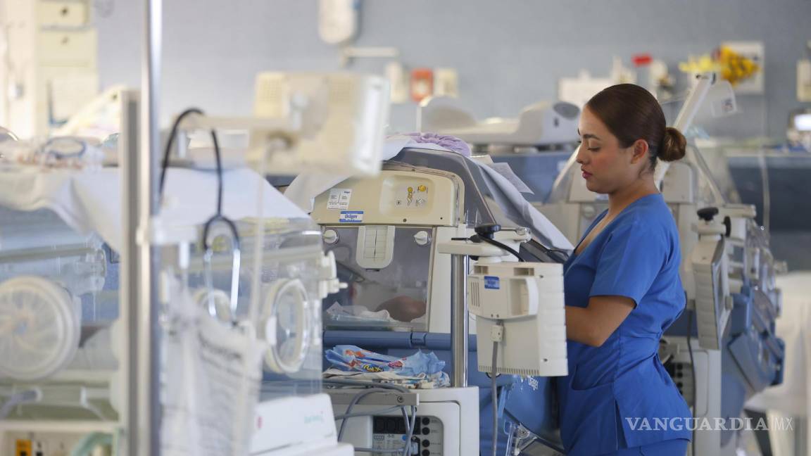 Madres mexicanas que perdieron a sus bebés donan su leche materna para niños hospitalizados