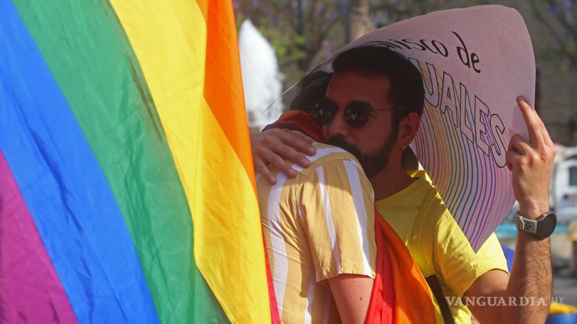 Promete PAN ‘no meterse’ con la comunidad LGBT+ en Edomex; siguen sin postura ante infancias trans