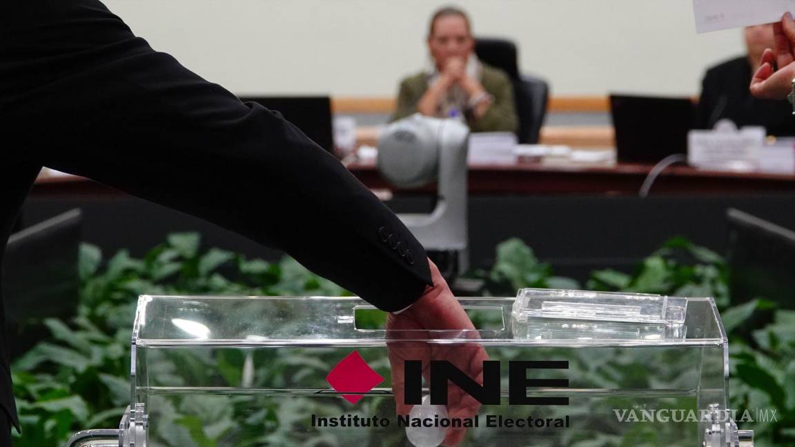 INE presenta protocolo de seguridad para candidaturas electorales; oposición exige medidas adicionales