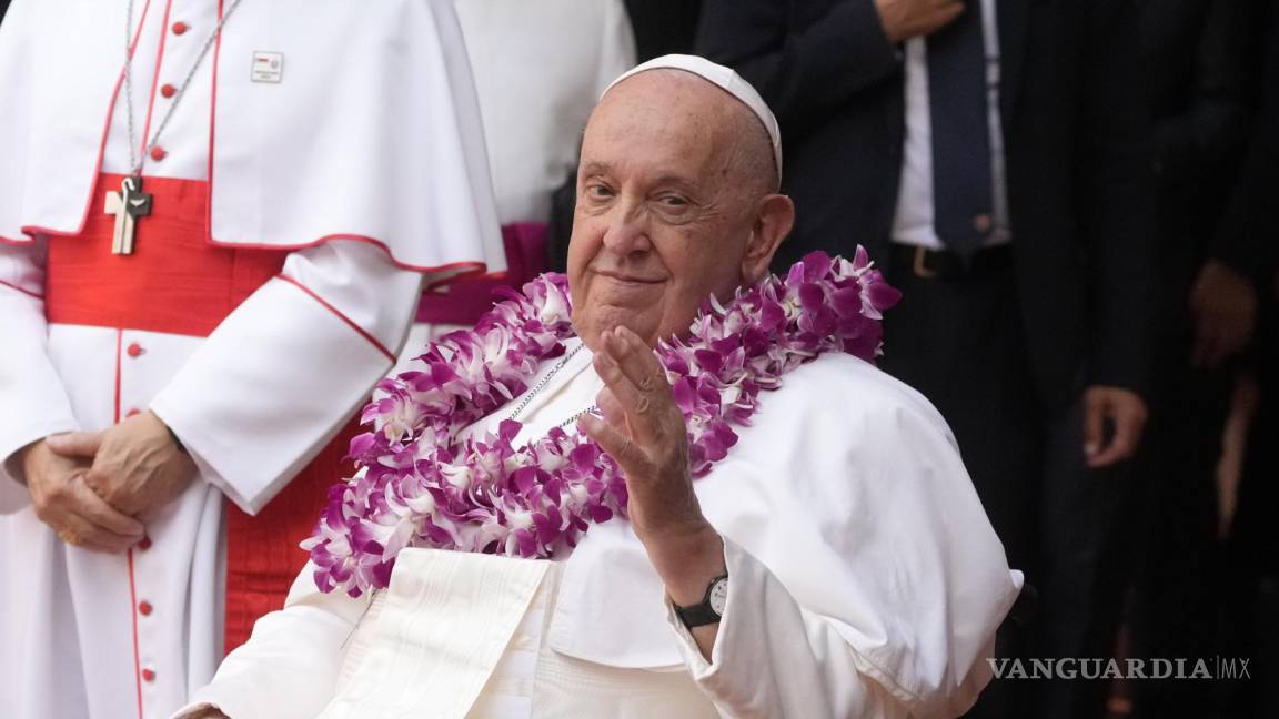 Concluye papa Francisco viaje por Asia con mensaje de tolerancia