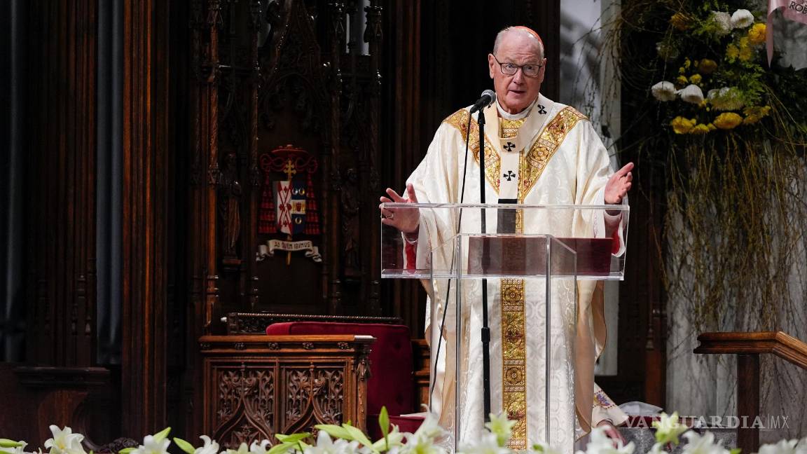 $!El cardenal Timothy Dolan habla en una misa en honor al difunto papa Francisco en la catedral de San Patricio, el 22 de abril de 2025, en Nueva York.