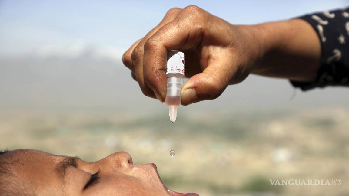 Casos de polio en Estados Unidos revelan un raro riesgo de la vacuna oral