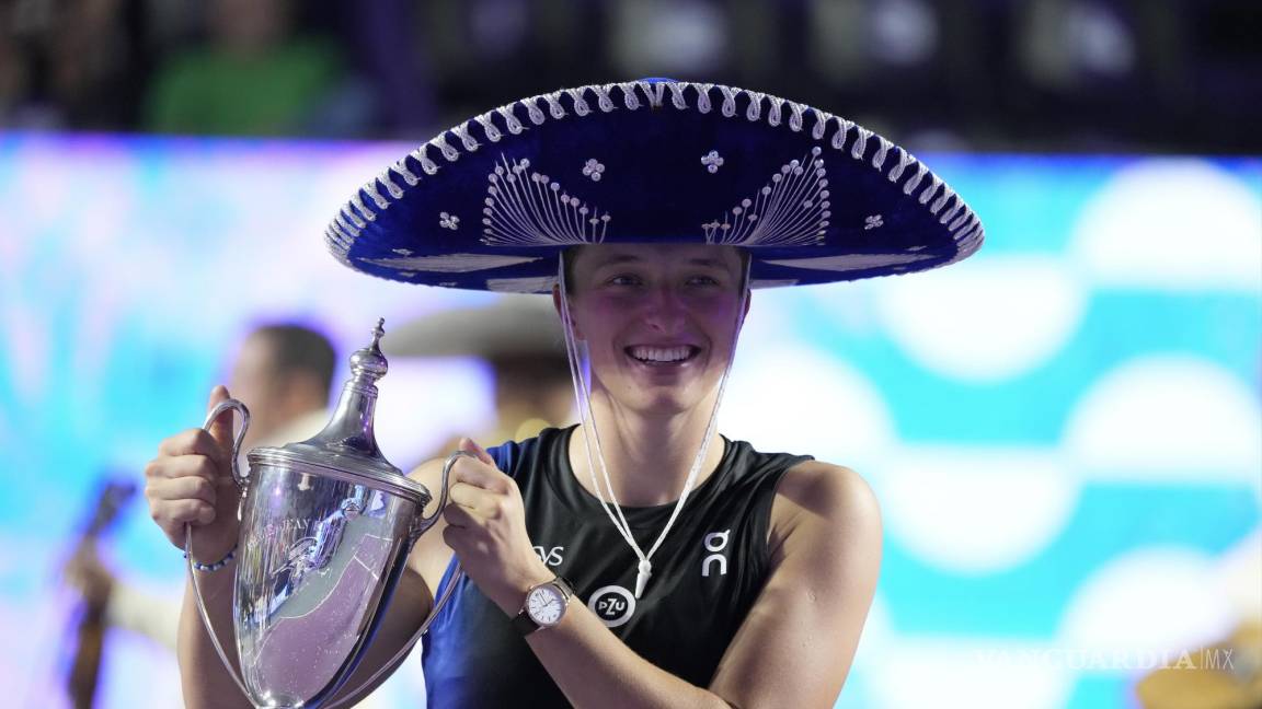 Iga Swiatek se pone el sombrero de charra en Cancún: la polaca vence a Jessica Pegula y gana las WTA Finals
