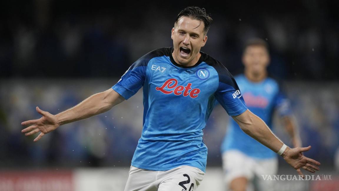 Napoli arrolla a un irreconocible Liverpool en la Champions