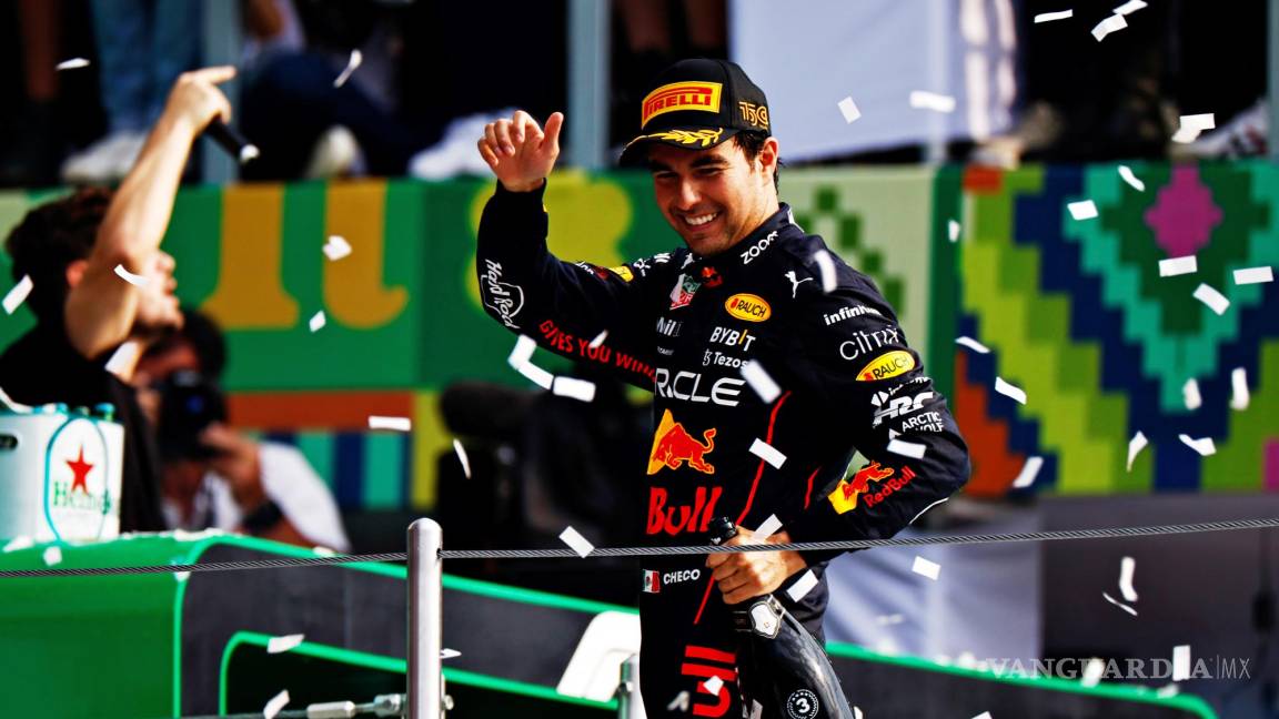 $!Max Verstappen se lleva el gran premio de México; ‘Checo’ Pérez sube al podio como tercero