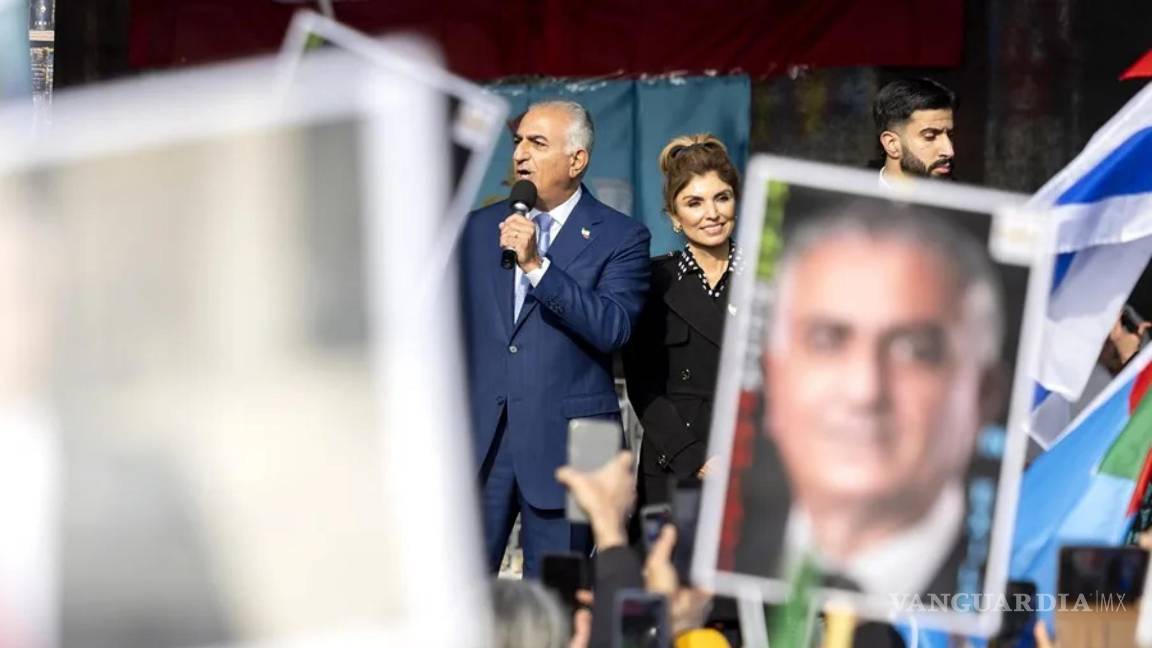 Reza Pahlevi, hijo del sah de Irán, se propone para liderar una transición pacífica y democrática