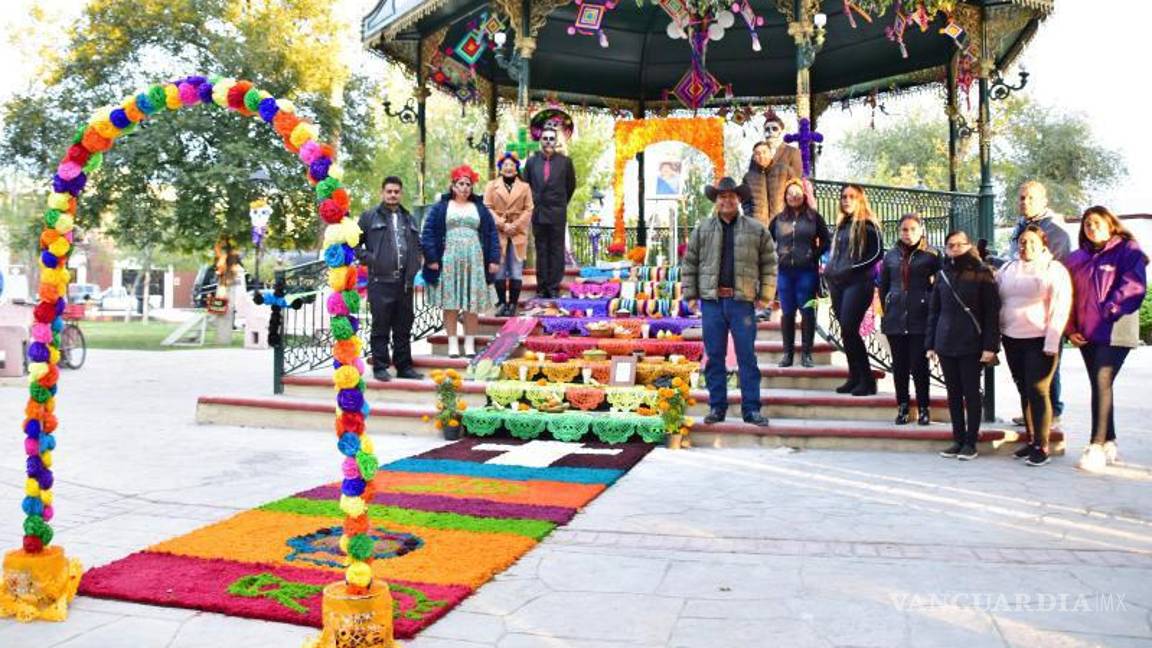 $!La familia del “Señor del Perifoneo” estuvo presente en el homenaje.