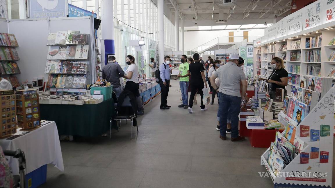 Exhibe Instituto de Cultura riqueza literaria de Saltillo en la FILC 2022