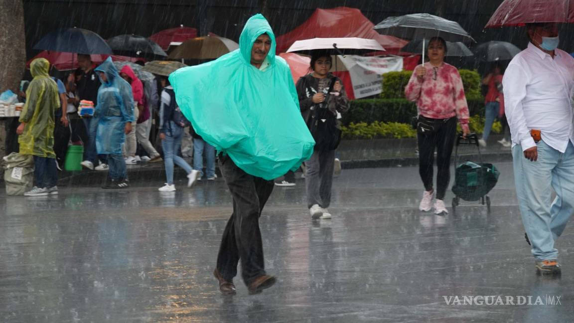 SMN advierte sobre Ciclón Tropical; Monzón y canales de baja presión mantendrán lluvias intensas, granizo y torbellinos en el país