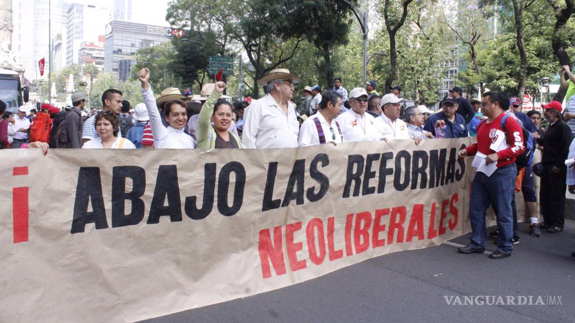 $!Los trabajadores se unieron para protestar en contra del capitalismo, los gobiernos neoliberales y las nuevas formas de corporativismo