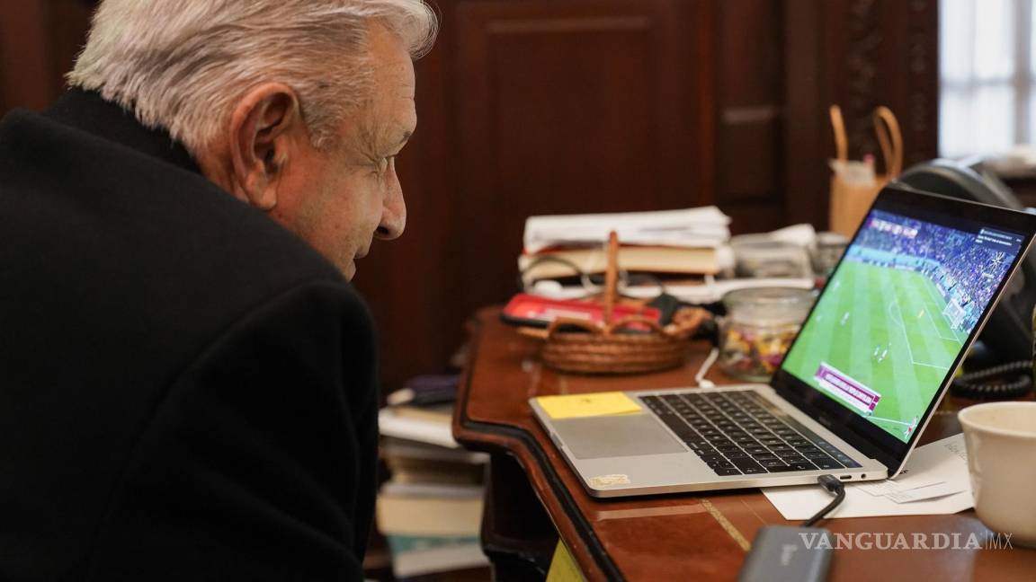 Apoya López Obrador al Tri: ‘La diferencia, Memo Ochoa’